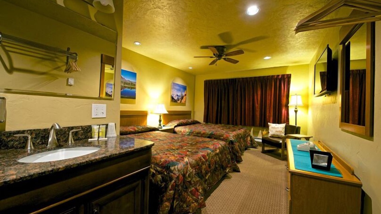 Photo of Bedroom in Cooke City-Silver Gate