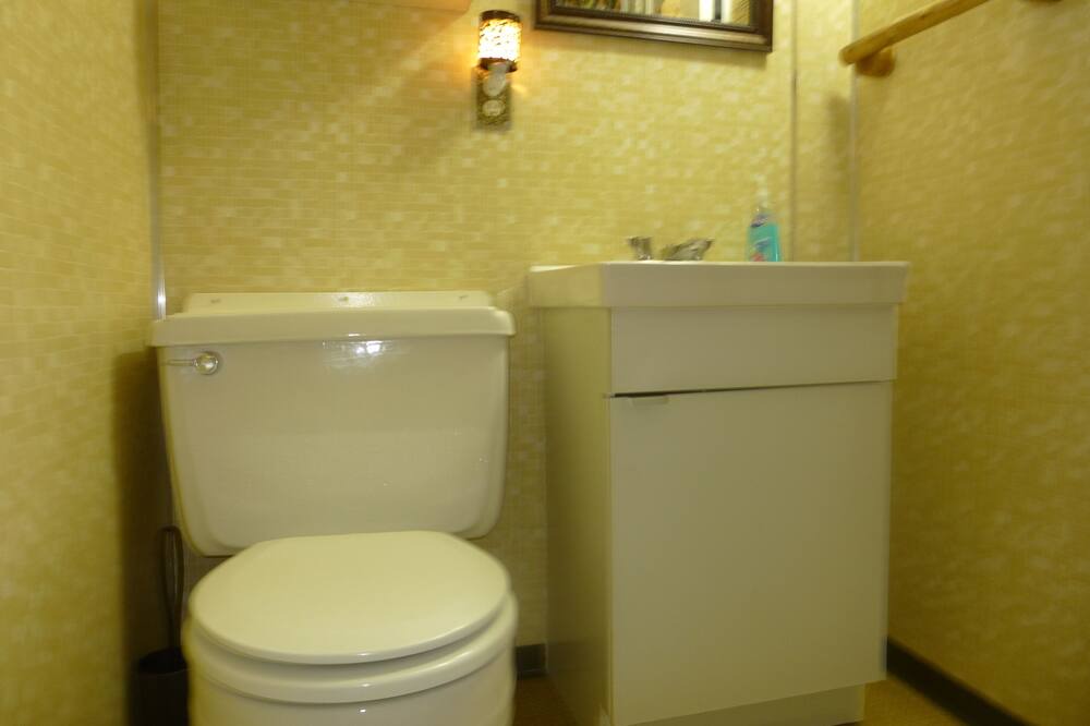 Photo of Bathroom in Mullan