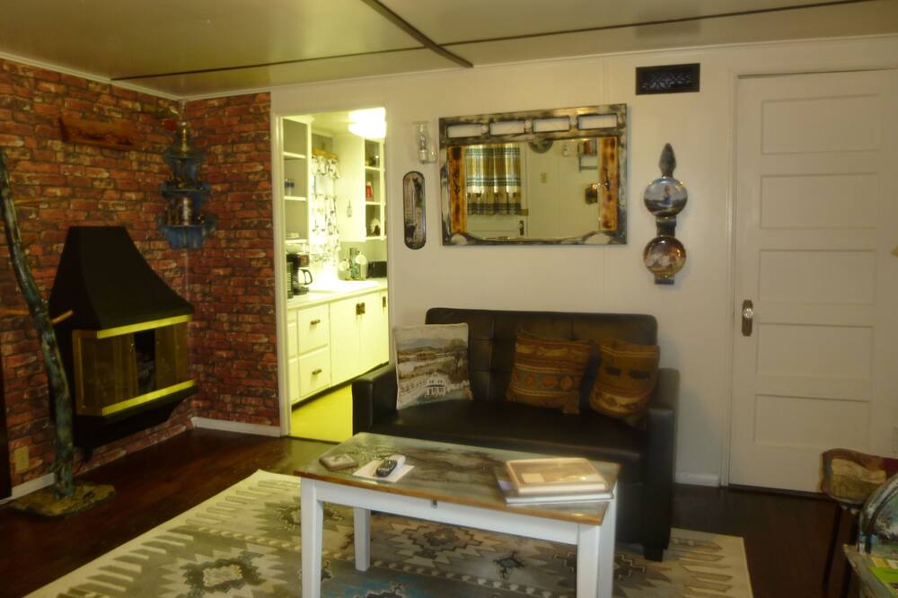 Photo of Livingroom in Mullan