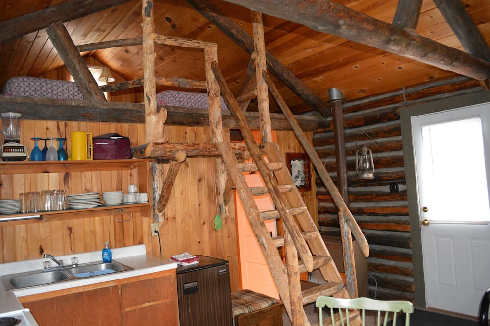 Photo of Livingroom in Virginia City