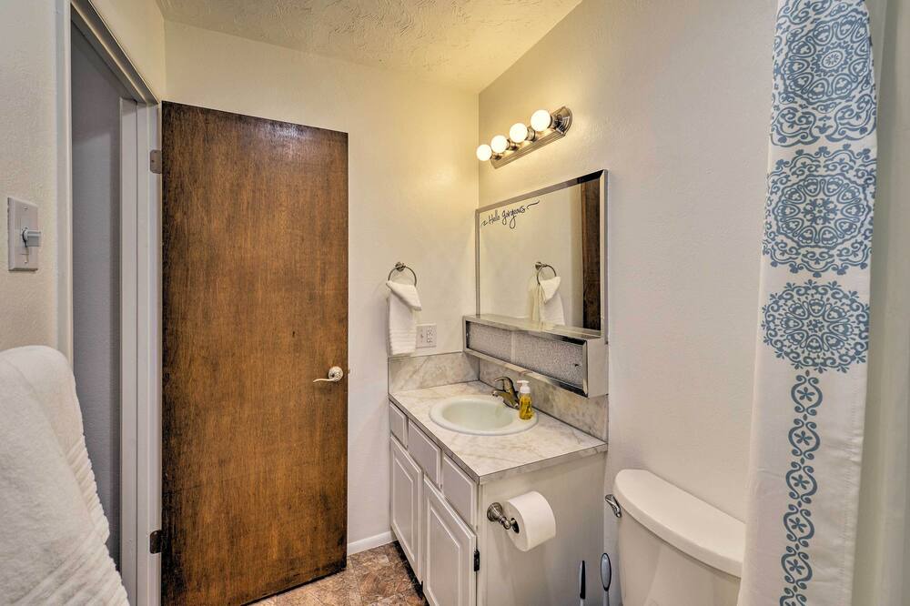 Photo of Bathroom in Rigby