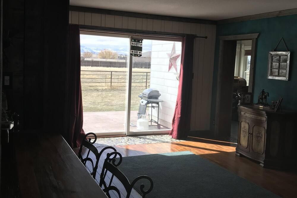 Photo of Others in Dillon