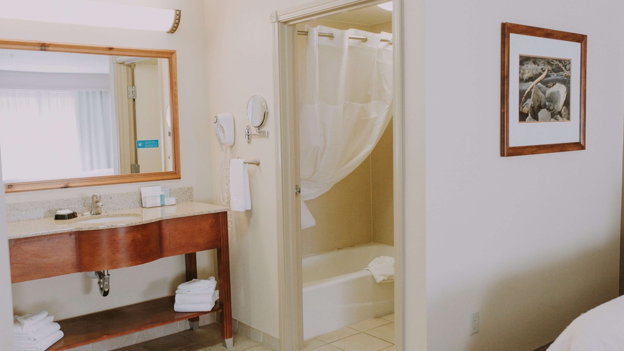 Photo of Bathroom in Green River