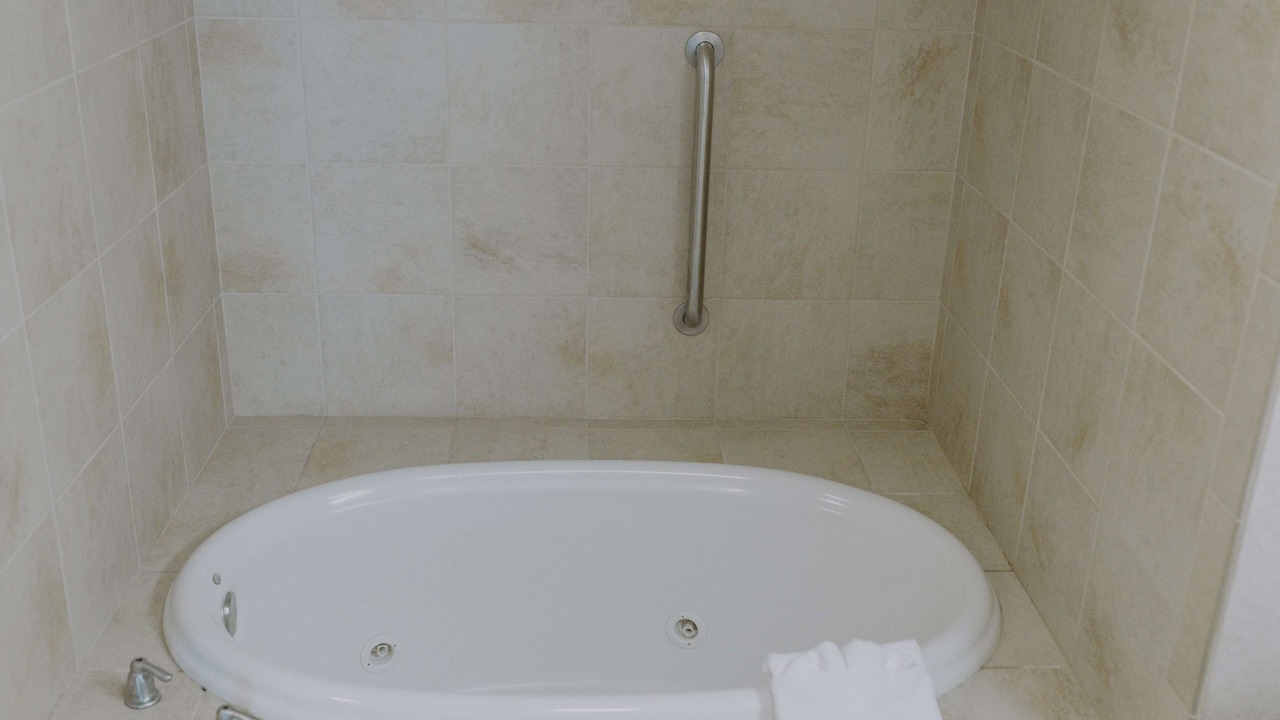 Photo of Bathroom in Green River