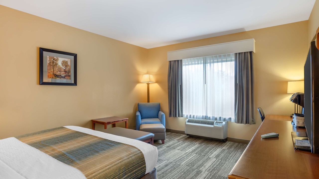 Photo of Bedroom in State College