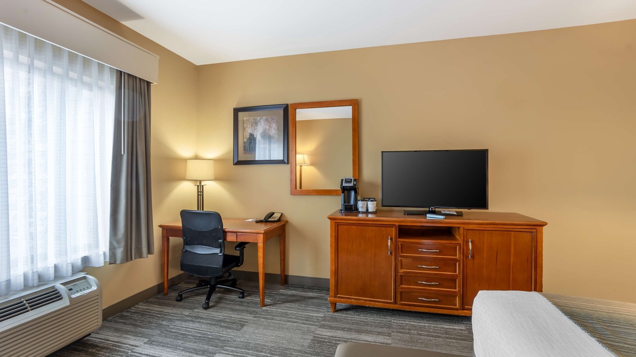 Photo of Bedroom in State College