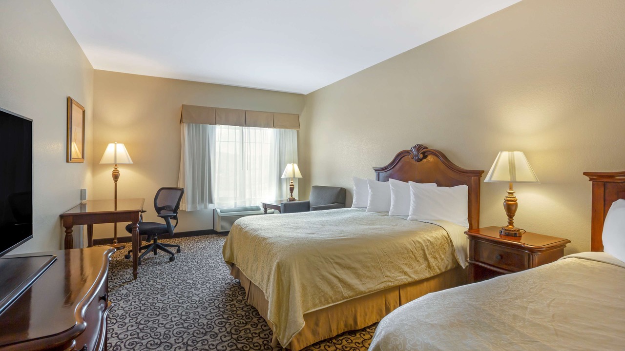 Photo of Bedroom in Frontier