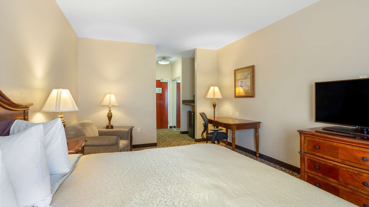 Photo of Bedroom in Frontier
