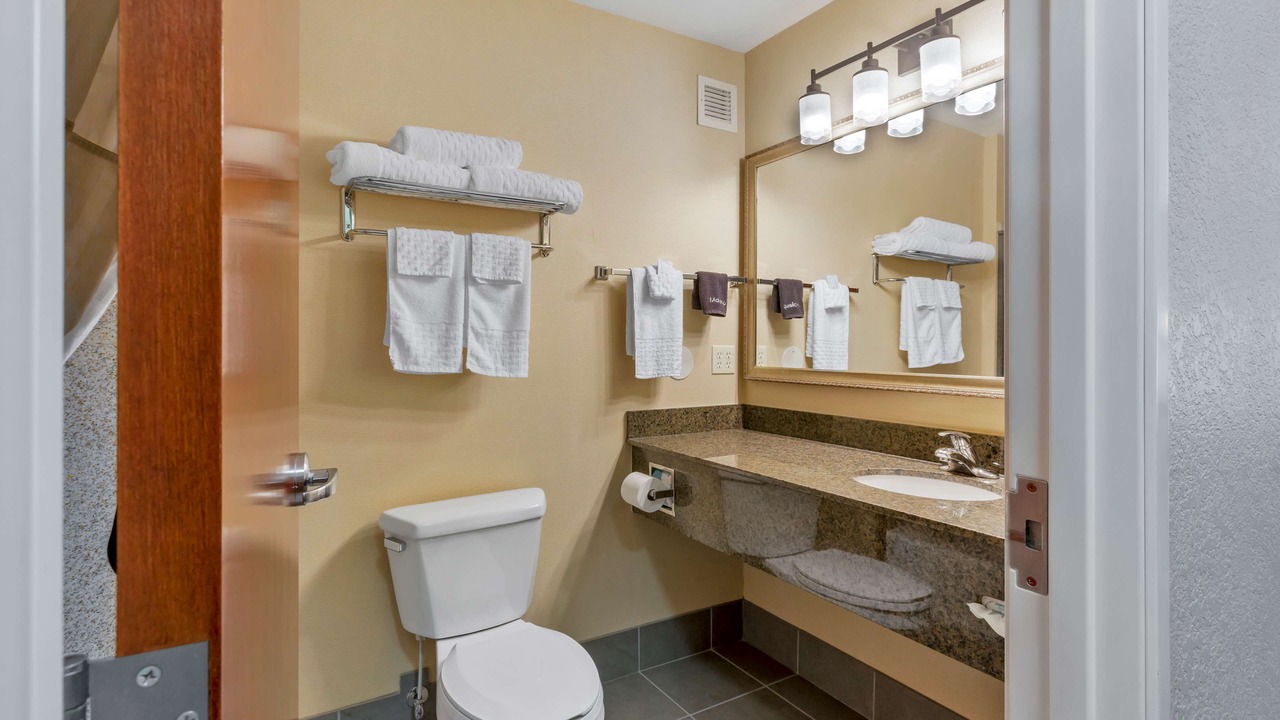 Photo of Bathroom in Frontier