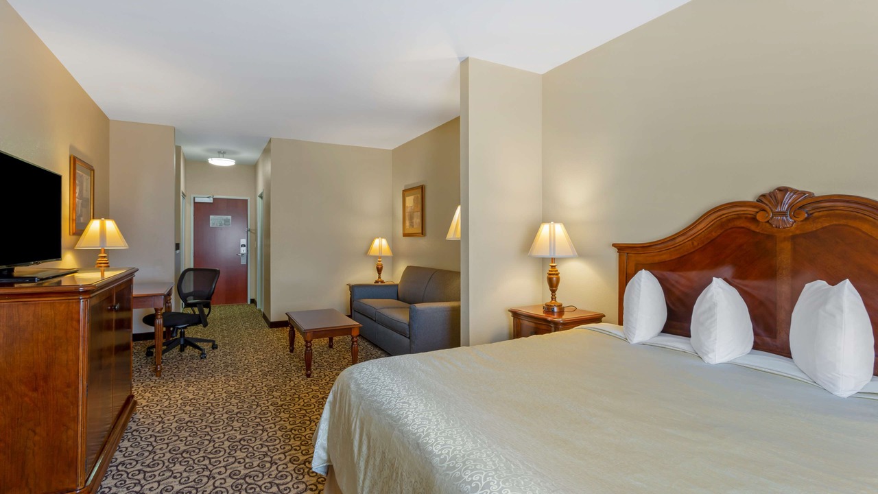 Photo of Bedroom in Frontier