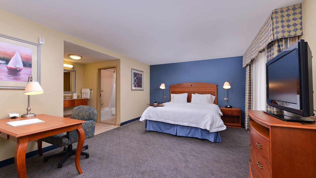 Photo of Bedroom in Evanston
