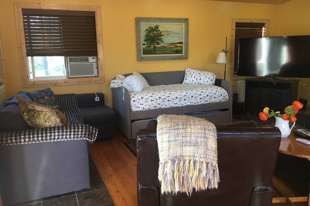 Photo of Bedroom in Athol