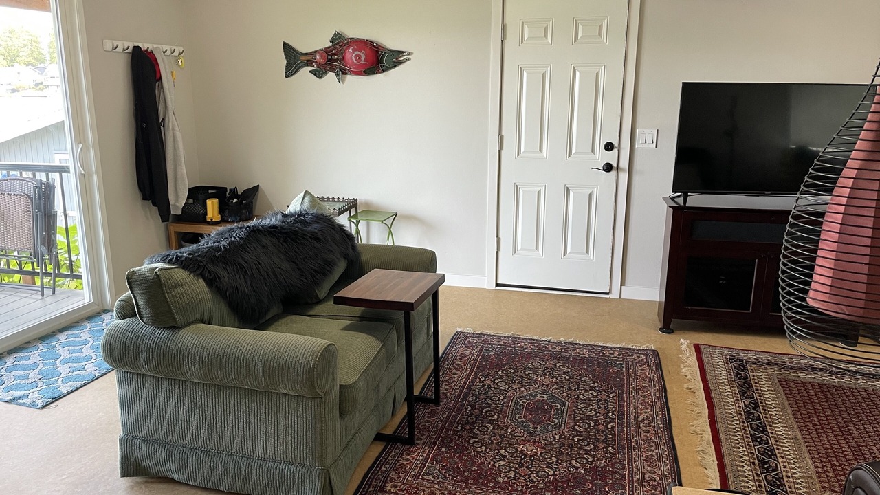 Photo of Livingroom in Sudden Valley
