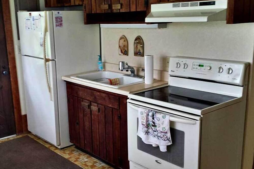 Photo of Kitchen in St. Marys