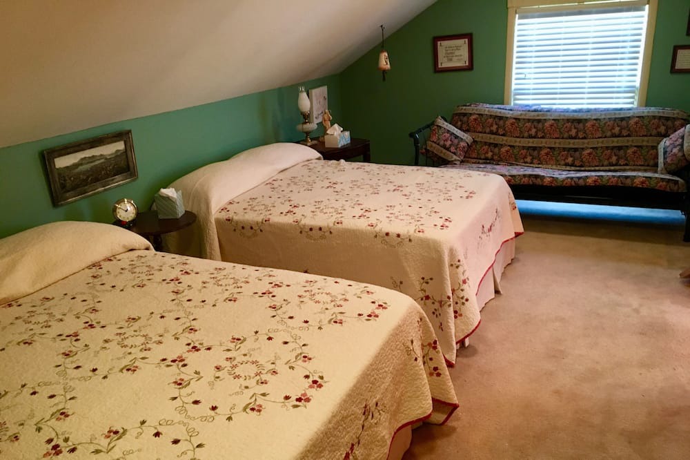 Photo of Bedroom in Holly Springs