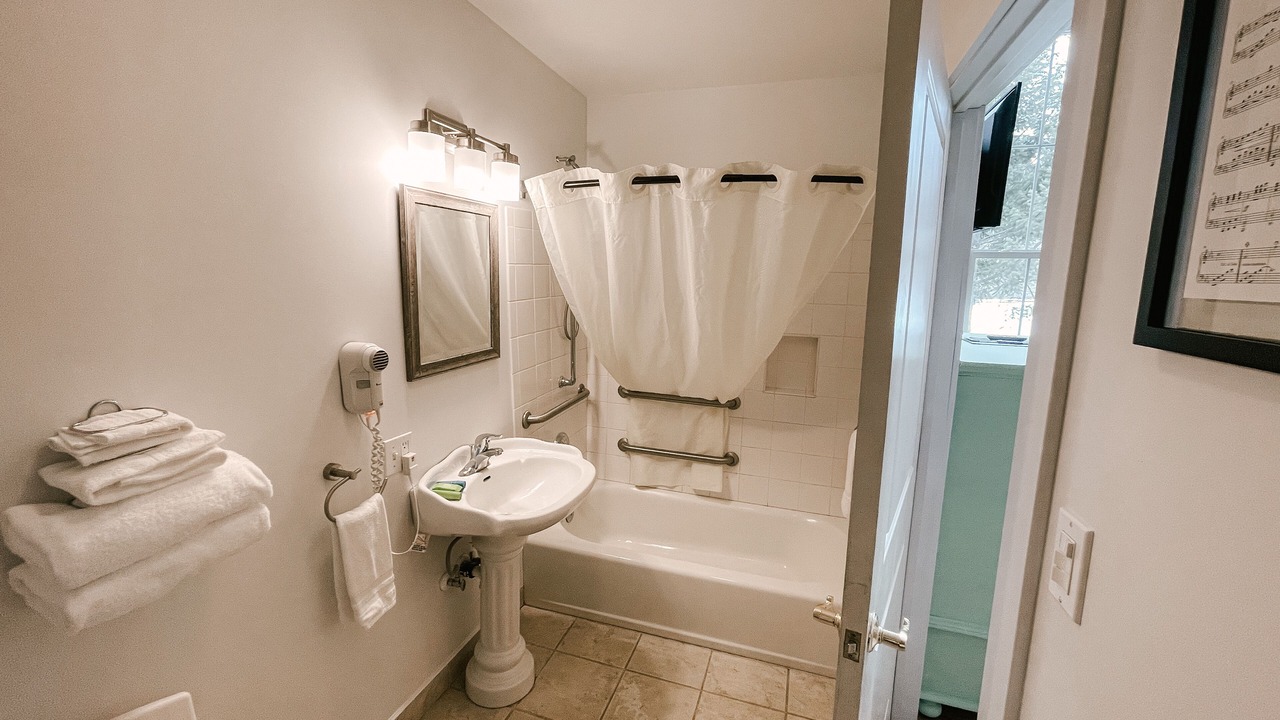 Photo of Bathroom in Bonners Ferry