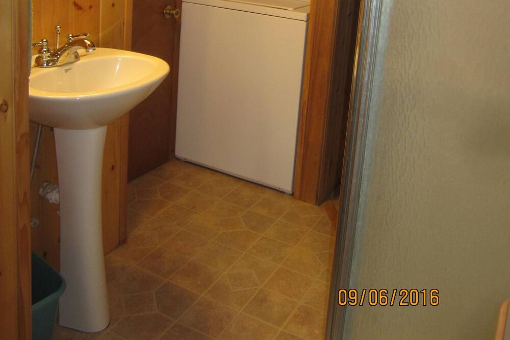 Photo of Bathroom in Libby