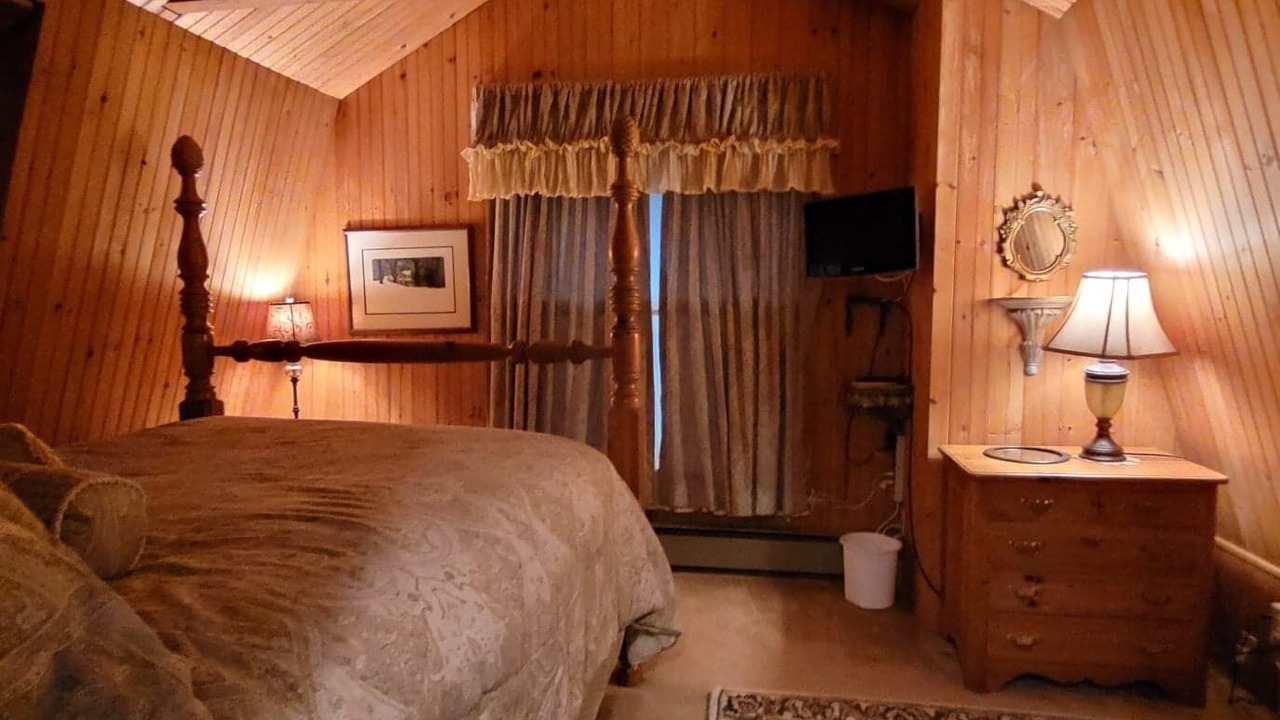 Photo of Bedroom in Mount Gretna