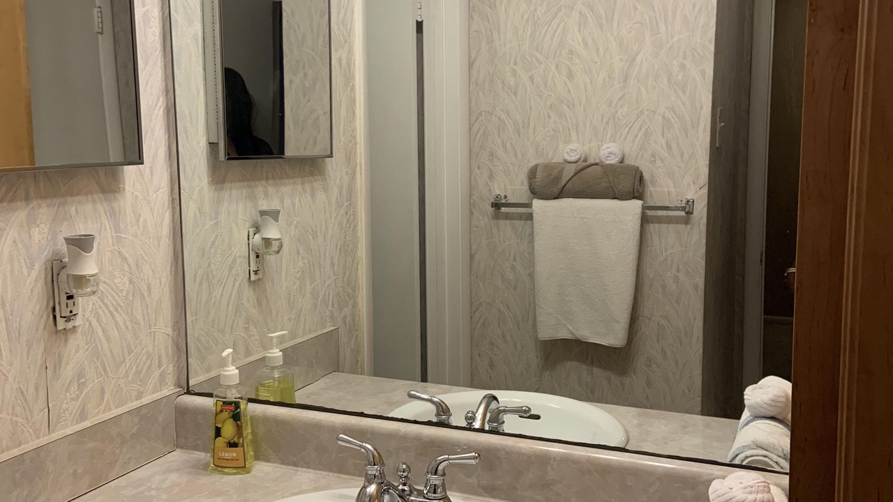 Photo of Bathroom in Stone Mountain
