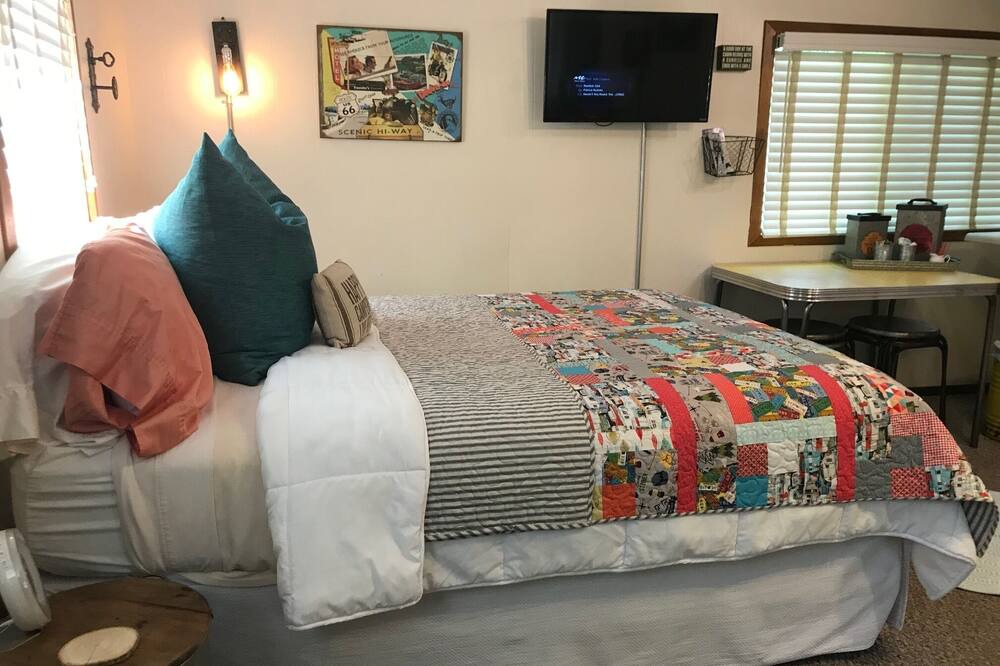 Photo of Bedroom in Gallatin Gateway