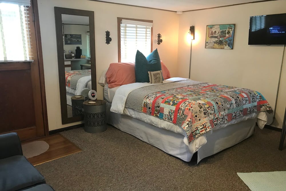 Photo of Bedroom in Gallatin Gateway