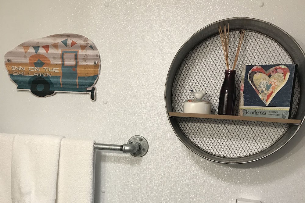 Photo of Bathroom in Gallatin Gateway