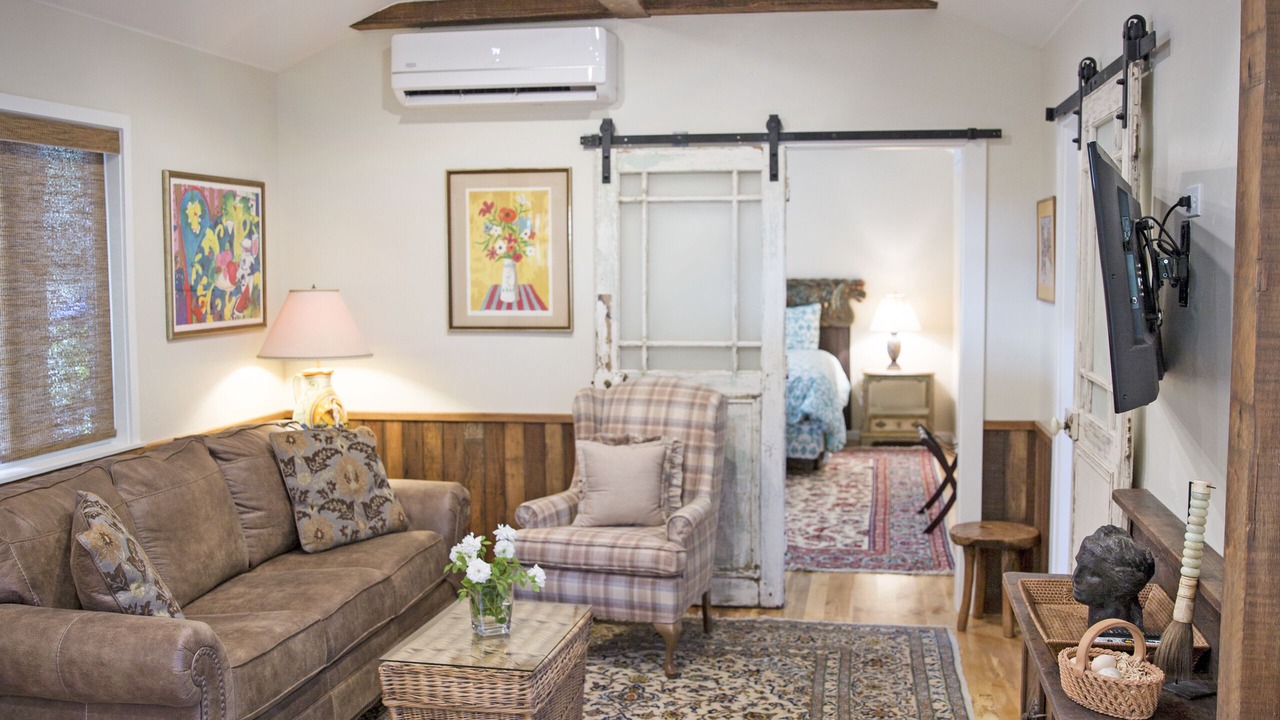 Photo of Livingroom in St. Helena