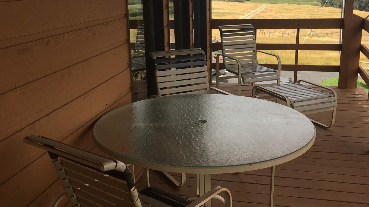 Photo of Outdoor in Pony