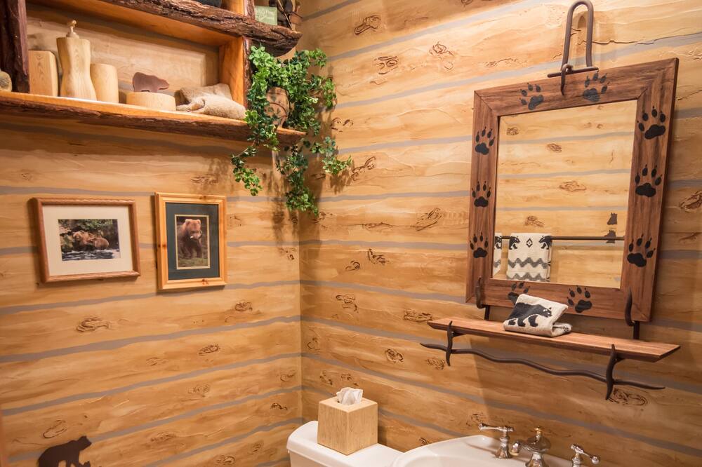 Photo of Bathroom in Teton Pines