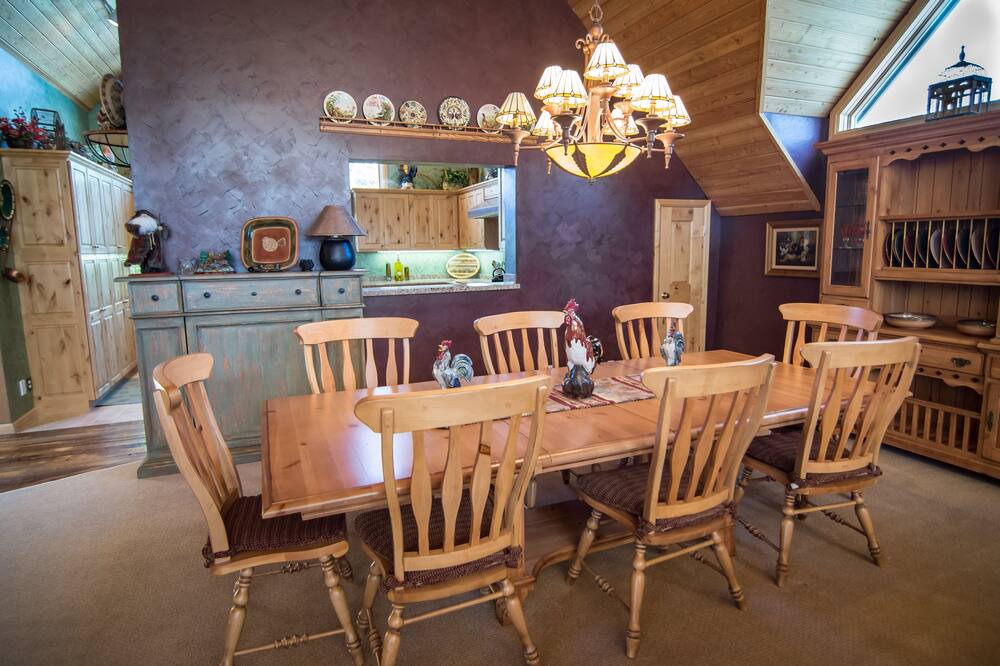 Photo of Bedroom in Teton Pines