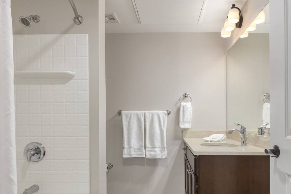 Photo of Bathroom in West Yellowstone