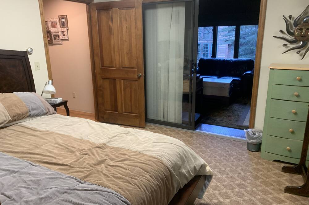 Photo of Bathroom in Warm Springs