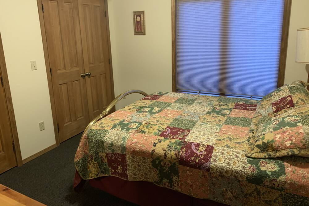 Photo of Bathroom in Warm Springs