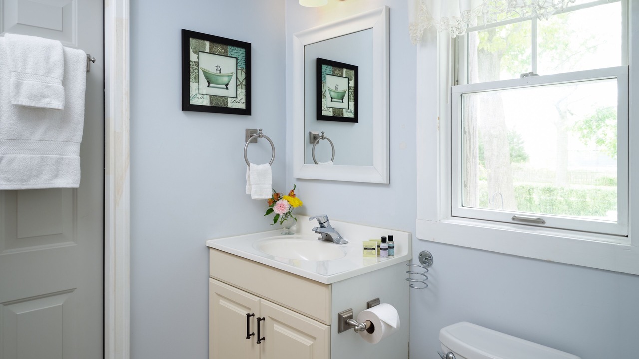 Photo of Bathroom in Gettysburg