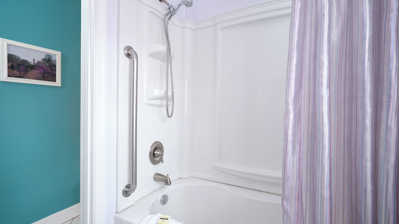 Photo of Bathroom in Gettysburg