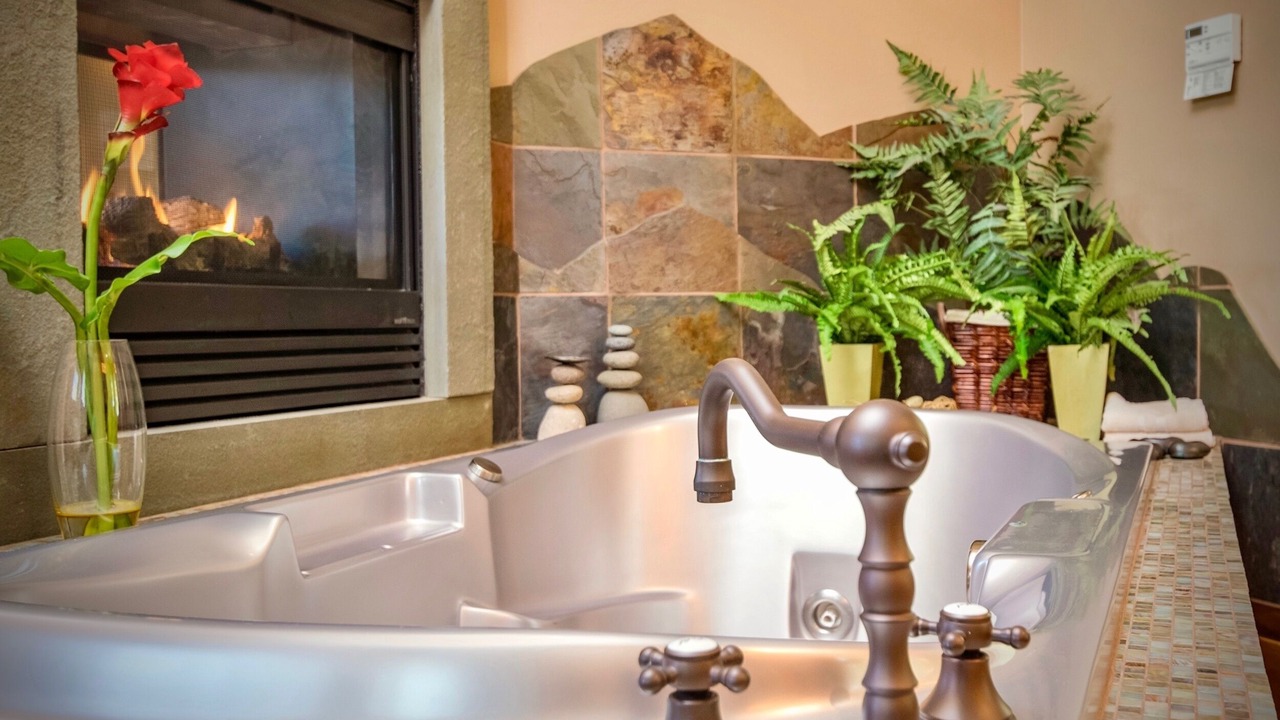 Photo of Bathroom in Windcliff Estates