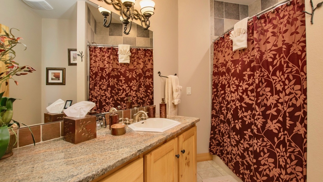 Photo of Bathroom in Windcliff Estates