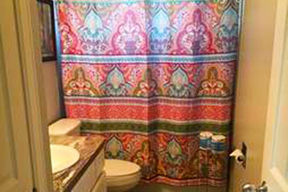 Photo of Bathroom in Sugar City