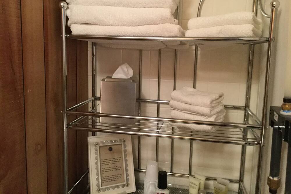 Photo of Bathroom in Gallatin Gateway