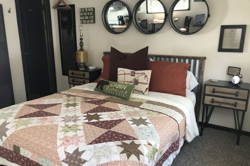 Photo of Bedroom in Gallatin Gateway