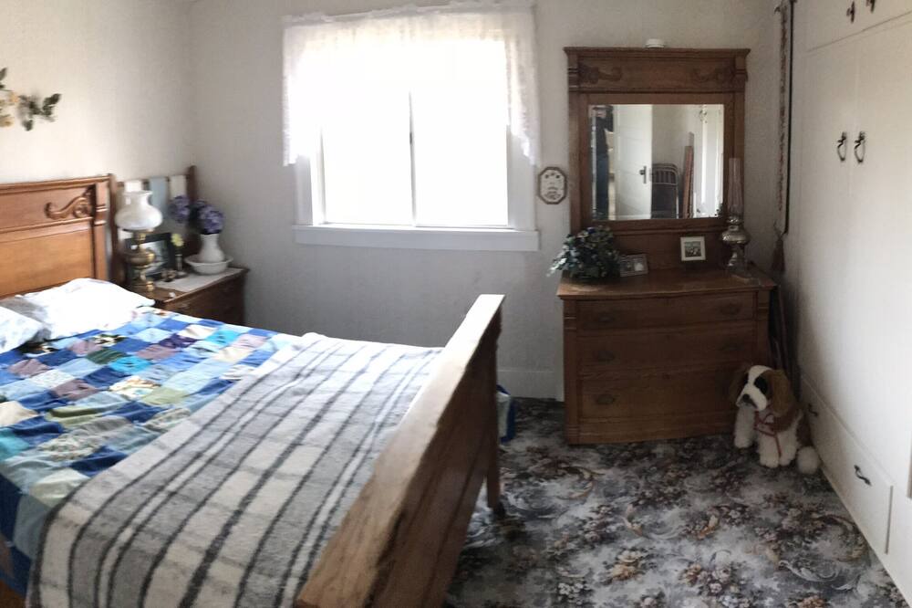 Photo of Bedroom in Buhl