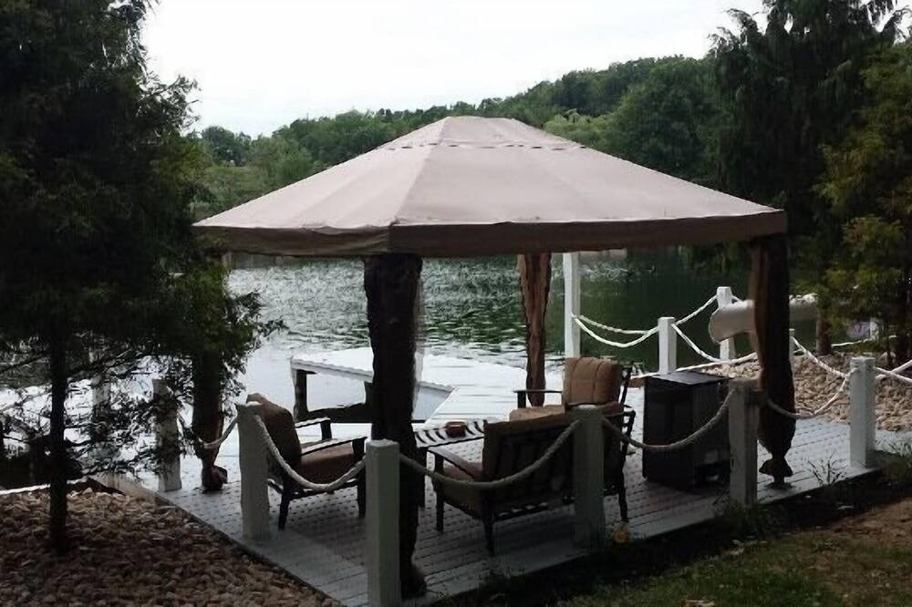 Photo of Outdoor in Treasure Lake