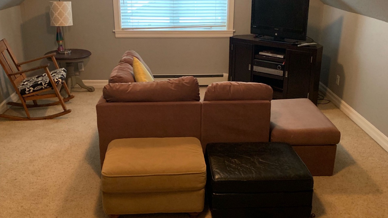 Photo of Livingroom in Franklin to the Fort