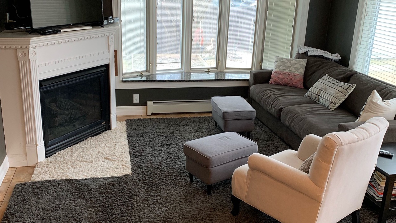 Photo of Livingroom in Franklin to the Fort
