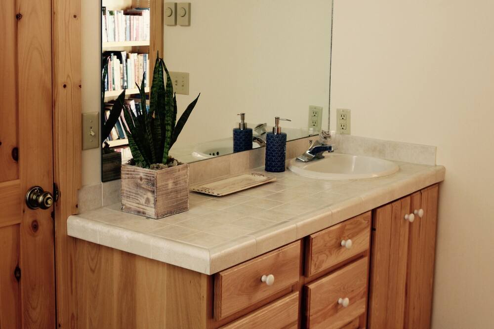 Photo of Bathroom in Moran