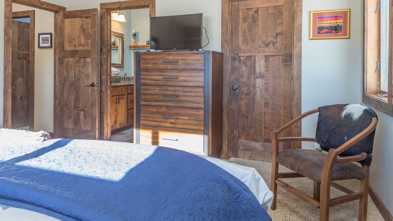 Photo of Bedroom in Big Sky