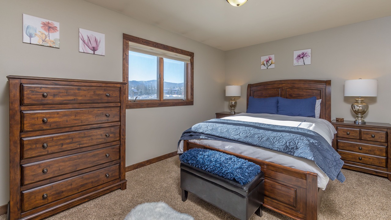 Photo of Bedroom in Big Sky