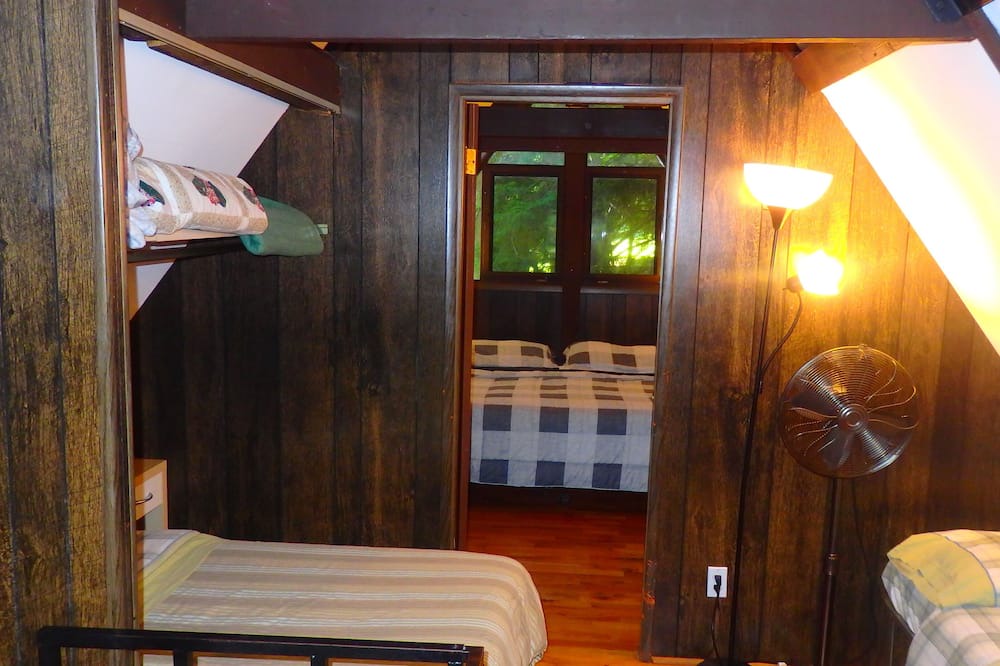 Photo of Bedroom in Treasure Lake