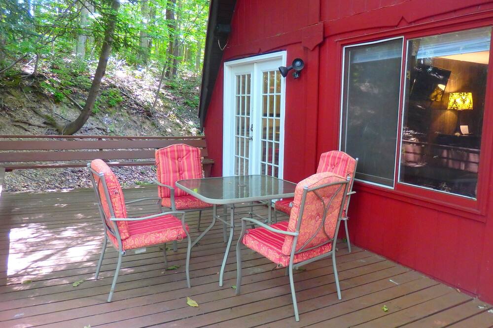 Photo of Patio Balcony in Treasure Lake
