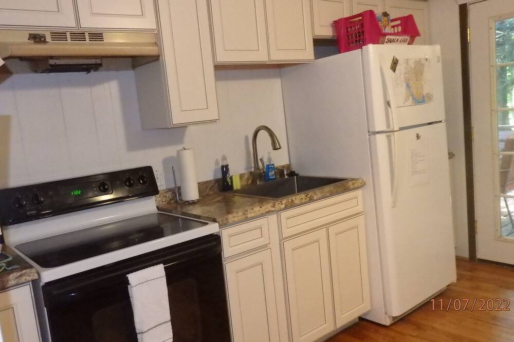 Photo of Kitchen in Treasure Lake